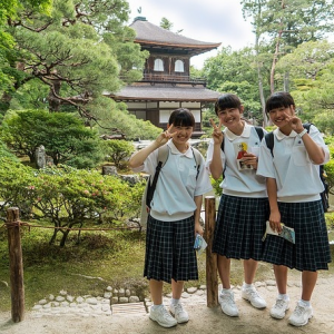 Japonia wraca do programu szczepień nastolatek przeciw HPV