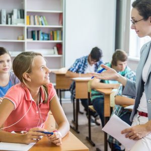 Kolejna szczepionka mRNA przeciw COVID-19 może być podawana nastolatkom